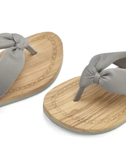 Badezehentrenner in grau-grün