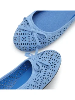 Ballerina in königsblau