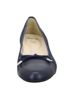 Ballerinas in Blau