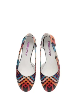 Ballerinas in Schwarz/ Bunt