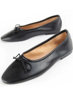 Ballerinas Marlina in Schwarz