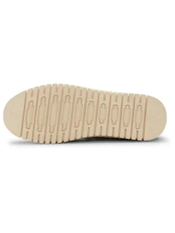 Boots in Schwarz in Schwarz