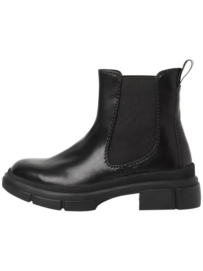 Chelsea Boot in BLACK