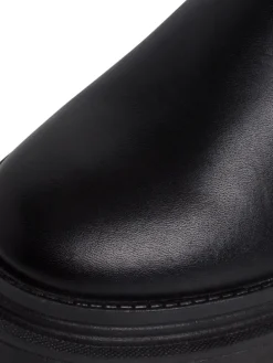 Chelsea Boot in BLACK LEATHER
