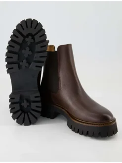 Chelsea Boots in Braun