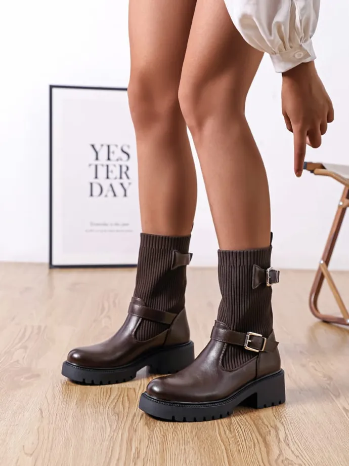 Chelsea-Boots in Braun