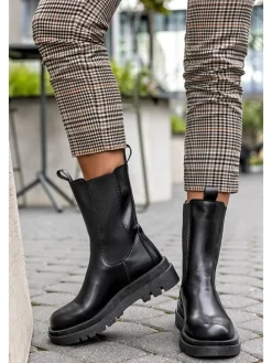 Chelsea-Boots in Schwarz