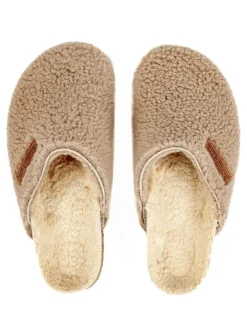 Clogs in Beige