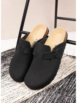 Clogs in Schwarz