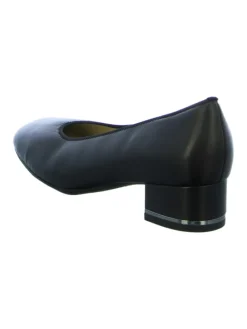 Flache Pumps in Schwarz