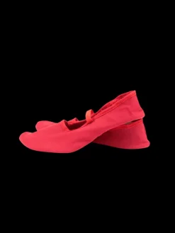 Gymnastikschuhe in rot