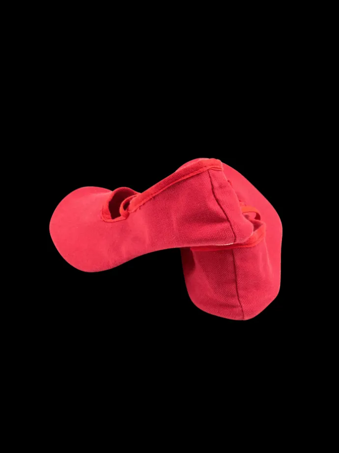 Gymnastikschuhe in rot