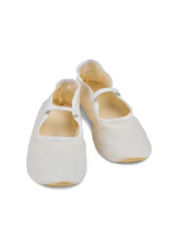 Gymnastikschuhe in weiß