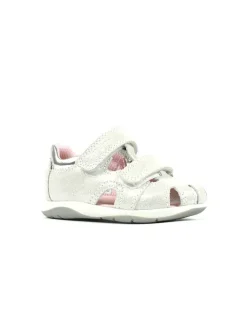 Halbsandalen in Creme