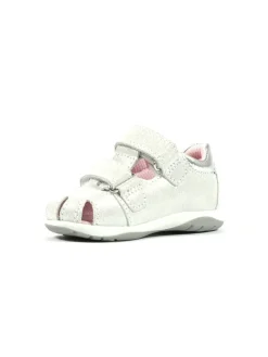 Halbsandalen in Creme