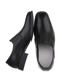 Halbschuh in Schwarz