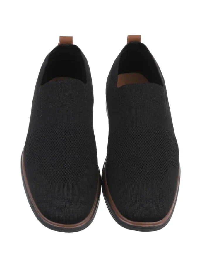 Halbschuh in Schwarz