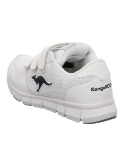 Hallenschuhe in Weiß