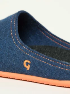 Hausschuhe in Dunkelblau