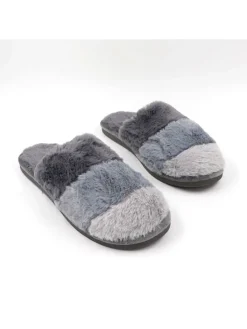 Hausschuhe in Grau