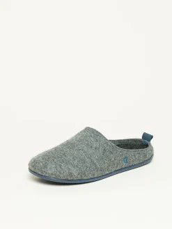 Hausschuhe in Grau