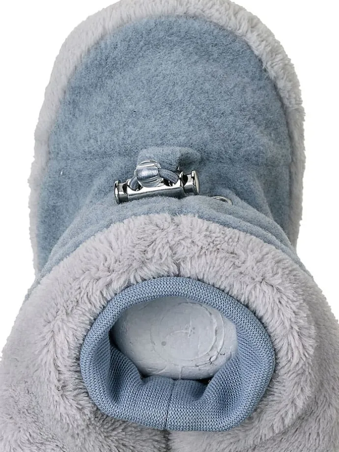 Hausschuhe in Hellblau/ Weiß