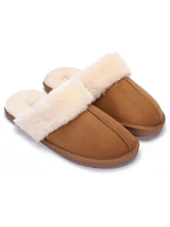 Hausschuhe in Hellbraun