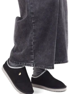 Hausschuhe in Schwarz