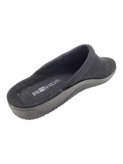 Hausschuhe in Schwarz