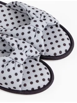 Hausschuhe in Weiß/ Schwarz