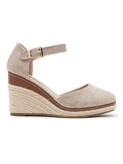 Keilsandaletten in Beige