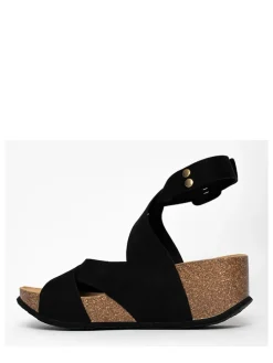 Keilsandaletten in Schwarz