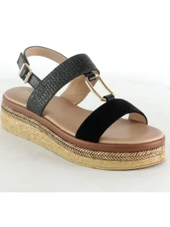 Keilsandaletten in Schwarz