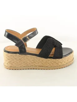 Keilsandaletten in Schwarz