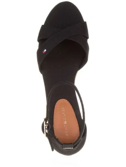Keilsandaletten in Schwarz