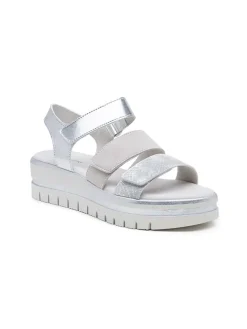 Keilsandaletten in Silber/ Grau