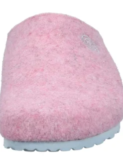 Klassische Hausschuhe in rosa