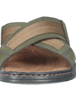 Klassische Pantoletten in grün