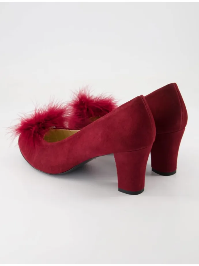 Klassische Pumps in Rot