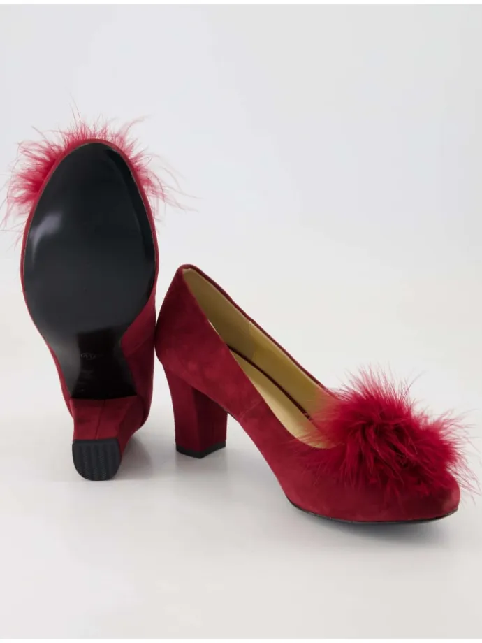 Klassische Pumps in Rot