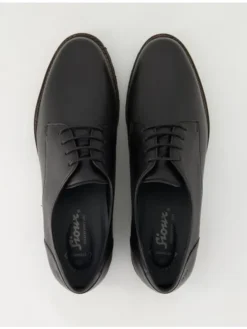 Klassische Schnürschuhe in Schwarz