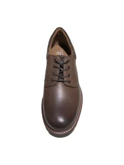 Klassische Schnürschuhe in Braun