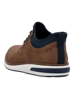 Klassische Schnürschuhe in Braun