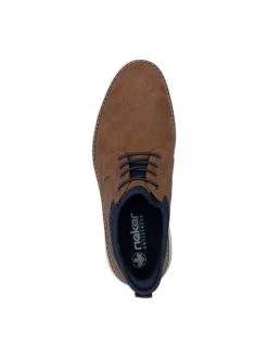 Klassische Schnürschuhe in Braun