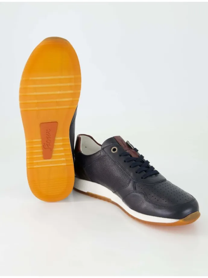 Klassische Schnürschuhe in Blau