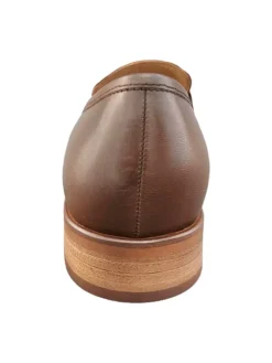 Klassische Slipper in Braun