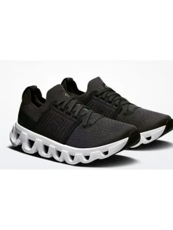 Laufschuhe "Cloudswift 4" in Schwarz