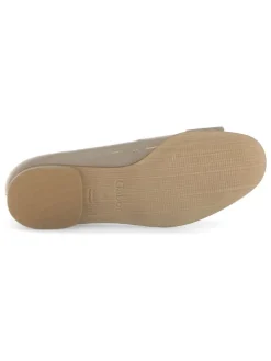 Leder-Ballerinas in Beige