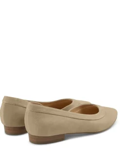 Leder-Ballerinas in Beige