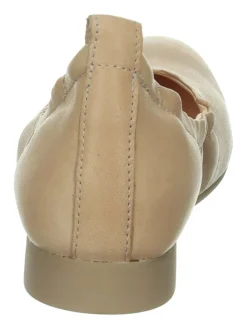 Leder-Ballerinas in Beige